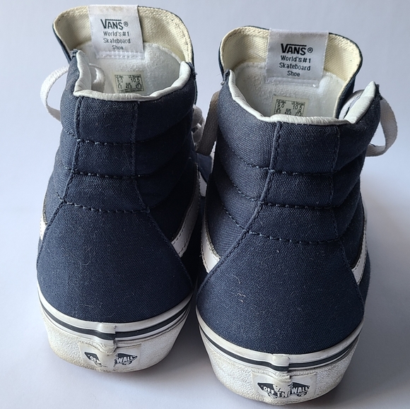 Vans - Picture 3 of 6